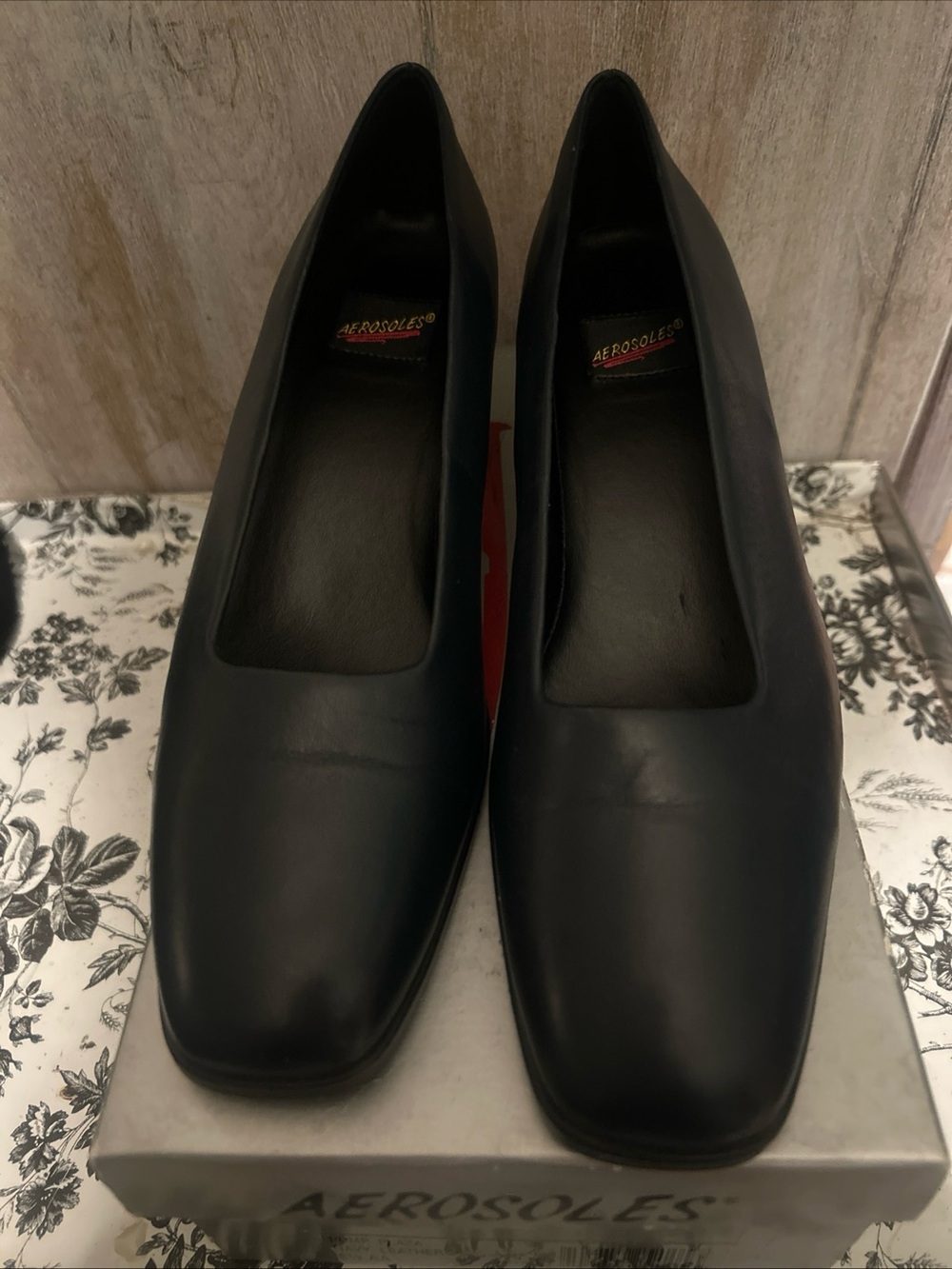 Aerosoles Women's Pump Plaza Classic Navy Leather Block Heel Pump Shoes Size 8.5